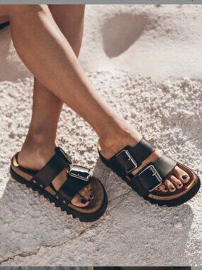 🖤 MIKUTA $340 The Black Leather Buckle Sandals Size 36 Fits 6-6.5